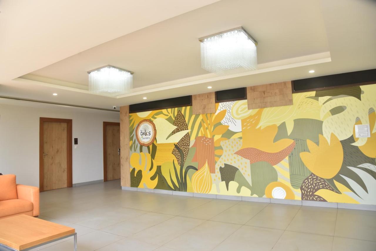 The Oaks Comforts Hubli Εξωτερικό φωτογραφία