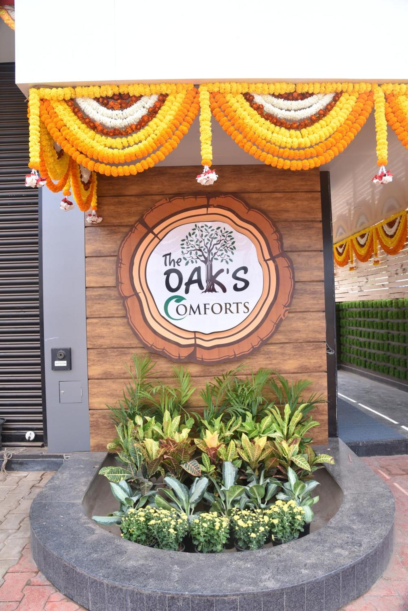 The Oaks Comforts Hubli Εξωτερικό φωτογραφία